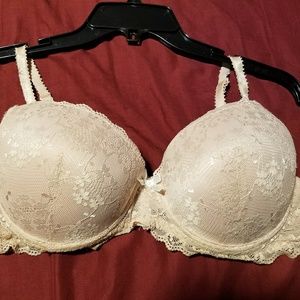 Cream lace bra